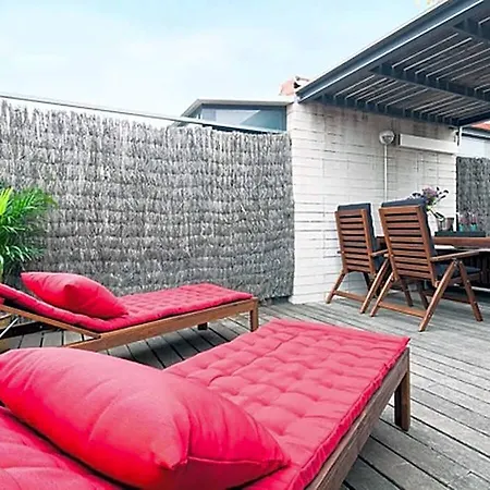 Private Terrace Penthouse That Accommodates 6 Pax
