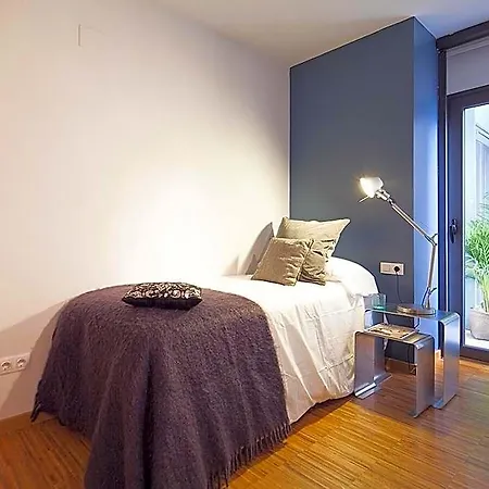Private Terrace Penthouse That Accommodates 6 Pax